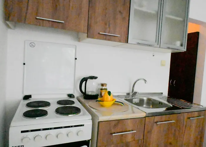 Nev Getaway For 2 Appartamento Burgas