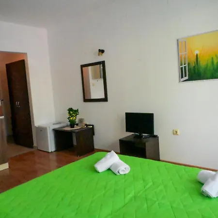 Nev Getaway For 2 Burgas