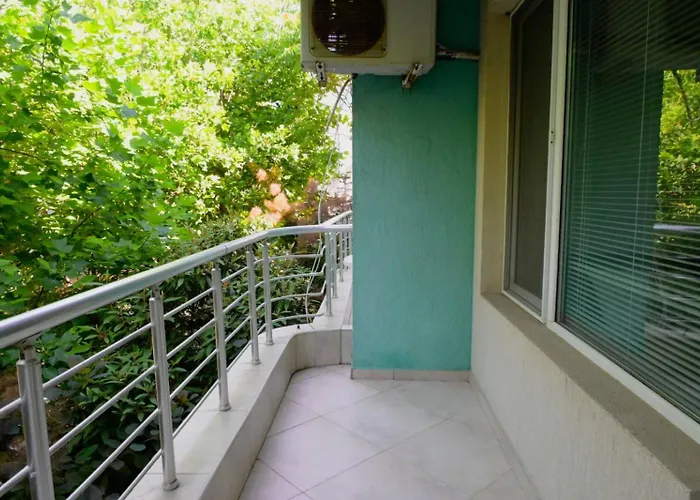 Nev Getaway For 2 Burgas City