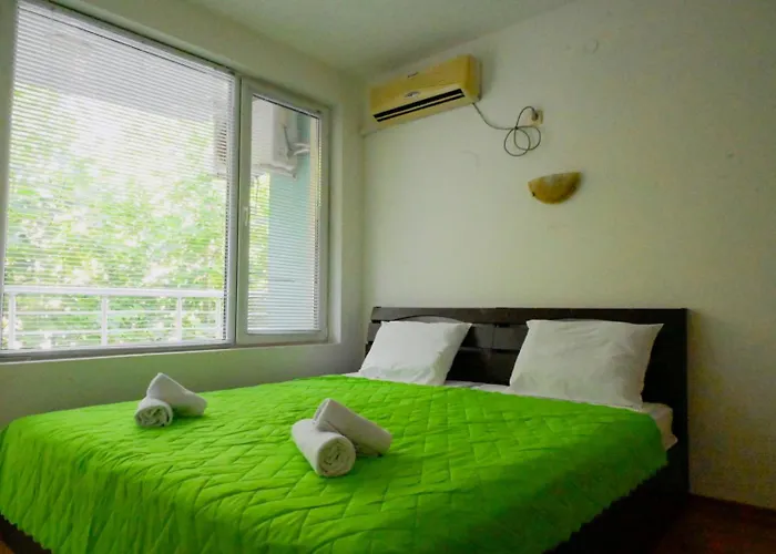 Nev Getaway For 2 Lejlighed Burgas City